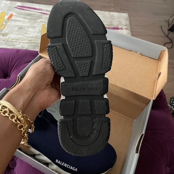 Balenciaga - 2.0 Speed Sock Sneakers - Picture 3 of 6